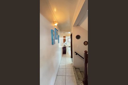 Corredor de casa à venda com 4 quartos, 128m² em Vila Lilica, Santo André