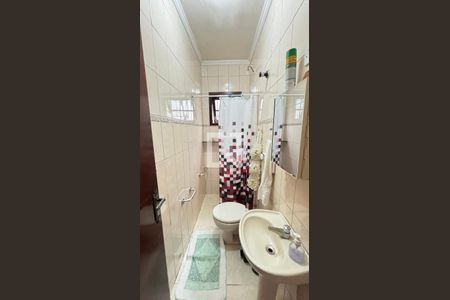 Banheiro de casa à venda com 4 quartos, 128m² em Vila Lilica, Santo André