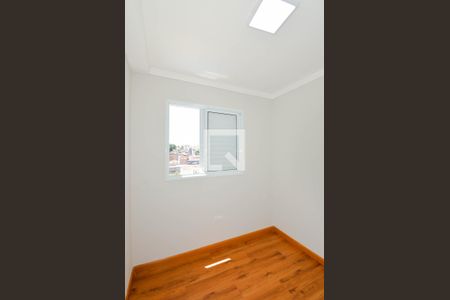 Quarto 2 de apartamento para alugar com 2 quartos, 48m² em Vila Galvão, Guarulhos