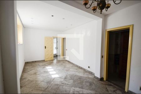 Sala de casa à venda com 5 quartos, 160m² em Vila Isabel, Rio de Janeiro