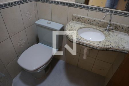 Lavabo de casa de condomínio para alugar com 3 quartos, 136m² em Jardim Atlantico, Goiânia