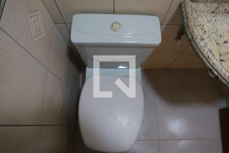 Lavabo de casa de condomínio para alugar com 3 quartos, 136m² em Jardim Atlantico, Goiânia