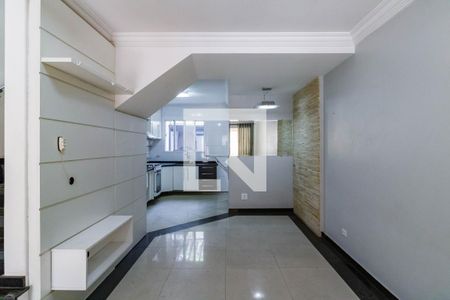 Casa para alugar com 2 quartos, 132m² em Super Quadra Morumbi, São Paulo