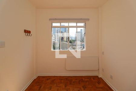 Quarto 2 de apartamento para alugar com 2 quartos, 64m² em Pinheiros, São Paulo