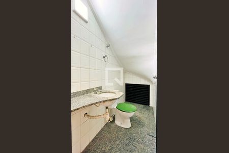 Lavabo de casa de condomínio para alugar com 3 quartos, 94m² em Portal dos Gramados, Guarulhos