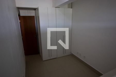 Quarto 1 de apartamento para alugar com 2 quartos, 45m² em Colônia Agrícola Samambaia, Brasília