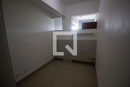 Quarto 1 de apartamento para alugar com 2 quartos, 45m² em Colônia Agrícola Samambaia, Brasília