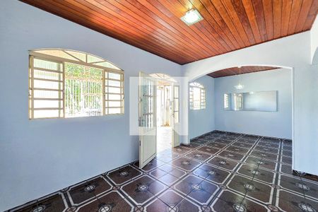 Sala de casa para alugar com 3 quartos, 250m² em Vila São Pedro, São José dos Campos