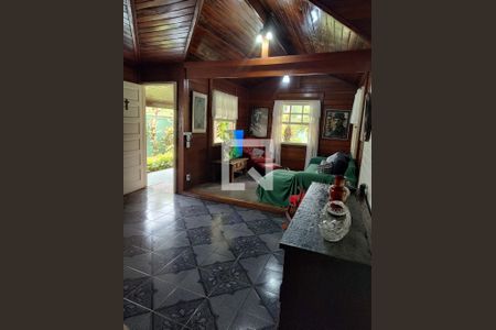 Sala de casa para alugar com 3 quartos, 360m² em Camboinhas, Niterói