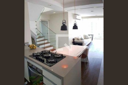 Apartamento à venda com 2 quartos, 167m² em Vila Ipojuca, São Paulo