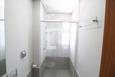 Banheiro Social de apartamento para alugar com 2 quartos, 70m² em Tibery, Uberlândia