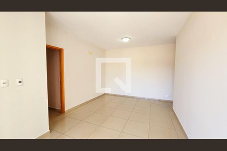 Sala de apartamento para alugar com 3 quartos, 87m² em Jardim Trevo, Jundiaí