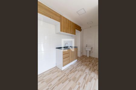 Sala/Cozinha/Área de Serviço  de apartamento para alugar com 2 quartos, 35m² em Guaianases, São Paulo