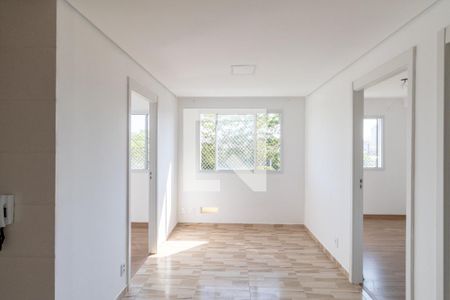 Sala/Cozinha/Área de Serviço  de apartamento para alugar com 2 quartos, 35m² em Guaianases, São Paulo