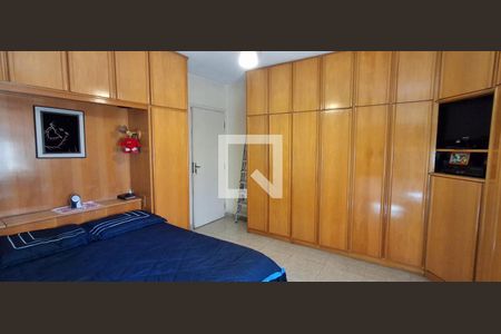 Suíte  de casa à venda com 3 quartos, 241m² em Santa Maria, São Caetano do Sul