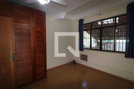 Quarto 2 de casa para alugar com 3 quartos, 135m² em Praia da Bandeira, Rio de Janeiro