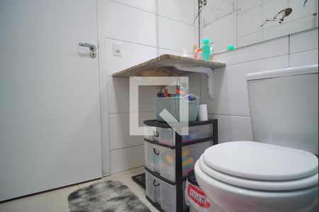 Banheiro de casa para alugar com 1 quarto, 55m² em Jardim Sabará, Porto Alegre