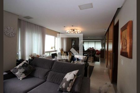 Apartamento à venda com 4 quartos, 246m² em Serra, Belo Horizonte