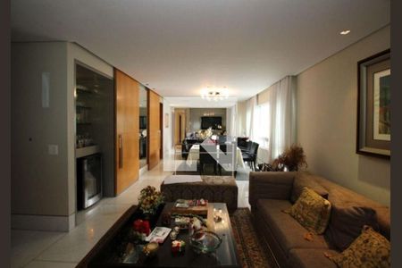 Apartamento à venda com 4 quartos, 246m² em Serra, Belo Horizonte