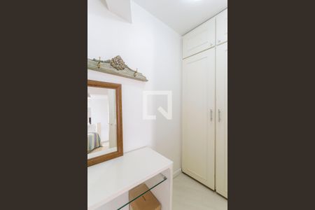 Closet de apartamento à venda com 1 quarto, 42m² em Moema, São Paulo