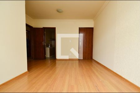 Sala de estar de apartamento à venda com 3 quartos, 87m² em Cidade Nova, Belo Horizonte