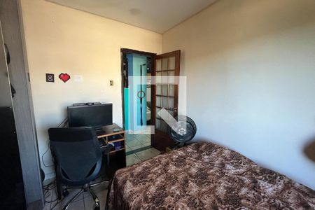 Quarto 1 de casa para alugar com 3 quartos, 80m² em Jardim Guanabara, Rio de Janeiro