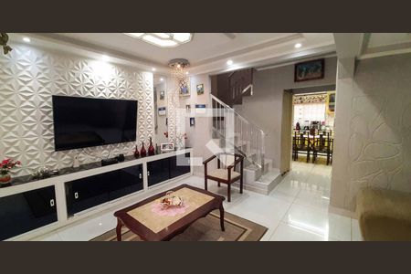 Sala de casa à venda com 4 quartos, 177m² em Metalúrgicos, Osasco