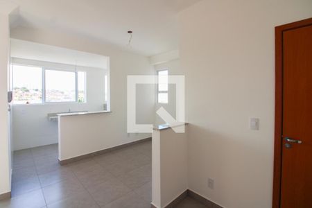 Sala de apartamento à venda com 2 quartos, 52m² em Letícia, Belo Horizonte