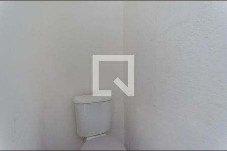 Lavabo de casa para alugar com 4 quartos, 270m² em Vila Monumento, São Paulo