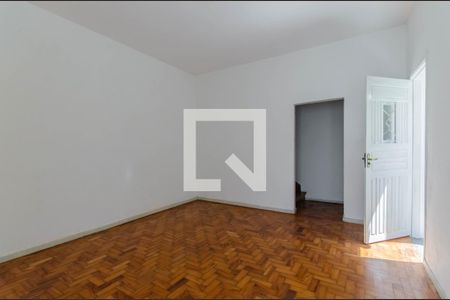 Sala de casa para alugar com 4 quartos, 270m² em Vila Monumento, São Paulo