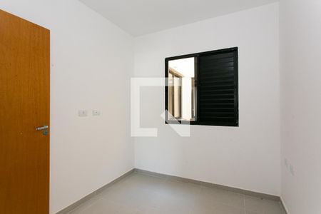 Quarto 2 de apartamento para alugar com 2 quartos, 50m² em Jardim Danfer, São Paulo