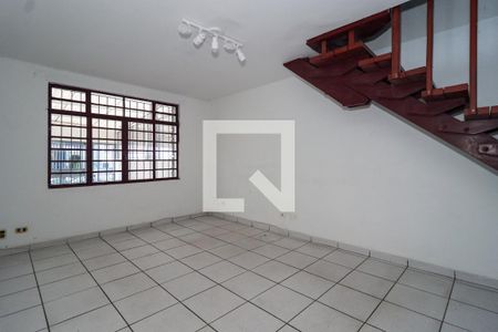 Sala de casa à venda com 4 quartos, 230m² em Parque Santos Dumont, Taboão da Serra