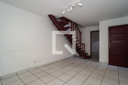 Sala de casa à venda com 4 quartos, 230m² em Parque Santos Dumont, Taboão da Serra