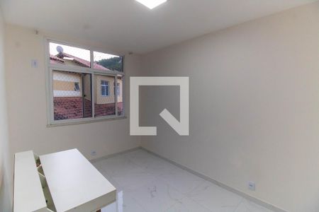 Quarto 2 de casa de condomínio para alugar com 2 quartos, 78m² em Maria Paula, Niterói