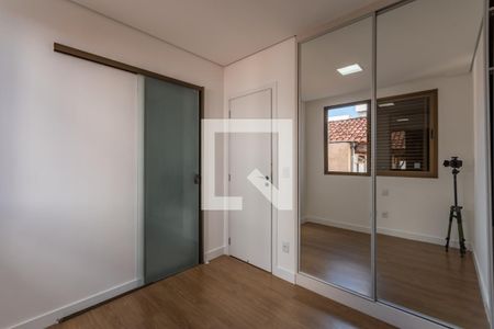 Semi suíte 2 de apartamento para alugar com 3 quartos, 77m² em Jaraguá, Belo Horizonte