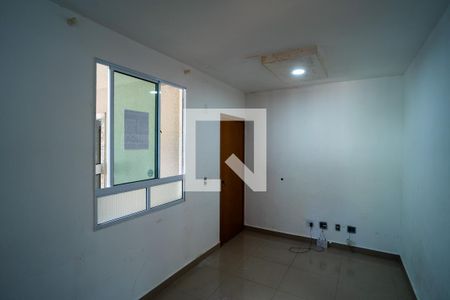 Sala de apartamento para alugar com 2 quartos, 42m² em Caguaçu, Sorocaba