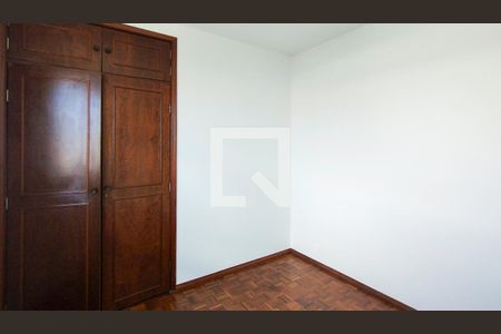 Quarto de apartamento para alugar com 3 quartos, 115m² em Santo Antônio, Belo Horizonte