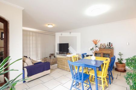 Sala de TV de casa à venda com 3 quartos, 287m² em Penha de França, São Paulo