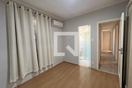 Suíte de apartamento para alugar com 3 quartos, 110m² em Marapé, Santos