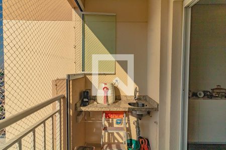 Sacada/Sala de apartamento à venda com 2 quartos, 54m² em Vila Guarani (zona Sul), São Paulo