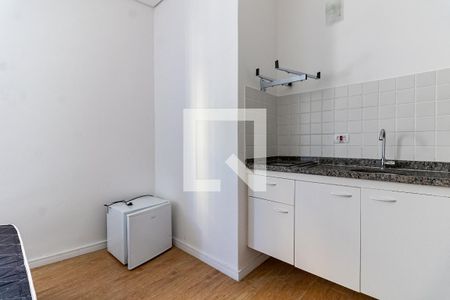 Cozinha de apartamento para alugar com 1 quarto, 14m² em Liberdade, São Paulo