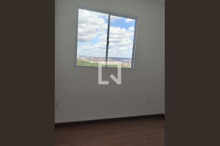 Quarto Suíte de apartamento para alugar com 2 quartos, 65m² em Cabral, Contagem