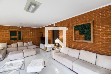 Sala de TV de casa à venda com 4 quartos, 412m² em Alphaville, Santana de Parnaíba