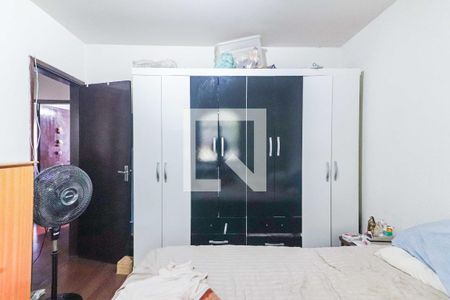 Quarto 2 de casa para alugar com 2 quartos, 86m² em Jardim Ester, São Paulo