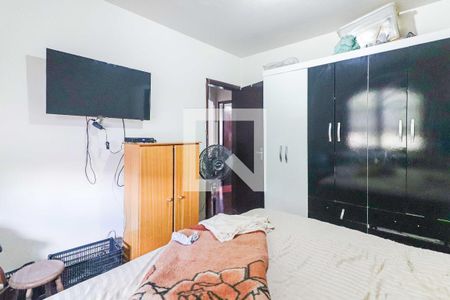 Quarto 2 de casa para alugar com 2 quartos, 86m² em Jardim Ester, São Paulo