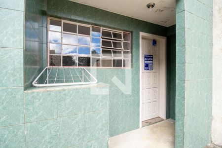 Entrada de kitnet/studio para alugar com 1 quarto, 18m² em Santa Quiteria, Curitiba