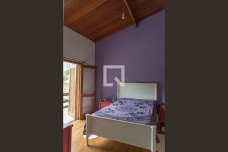 Foto 01 de casa à venda com 3 quartos, 240m² em Paraíso do Morumbi, São Paulo