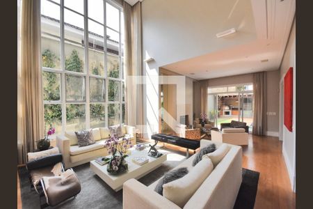 Casa à venda com 4 quartos, 500m² em Fazenda Morumbi, São Paulo