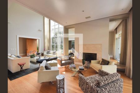 Casa à venda com 4 quartos, 500m² em Fazenda Morumbi, São Paulo