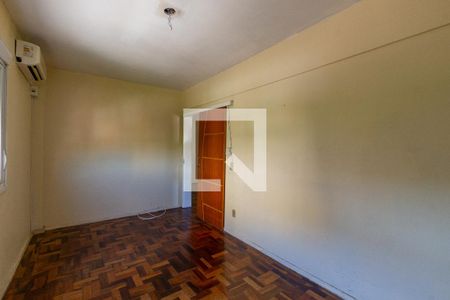 Quarto 2 de apartamento para alugar com 2 quartos, 59m² em Santo Antônio, Porto Alegre